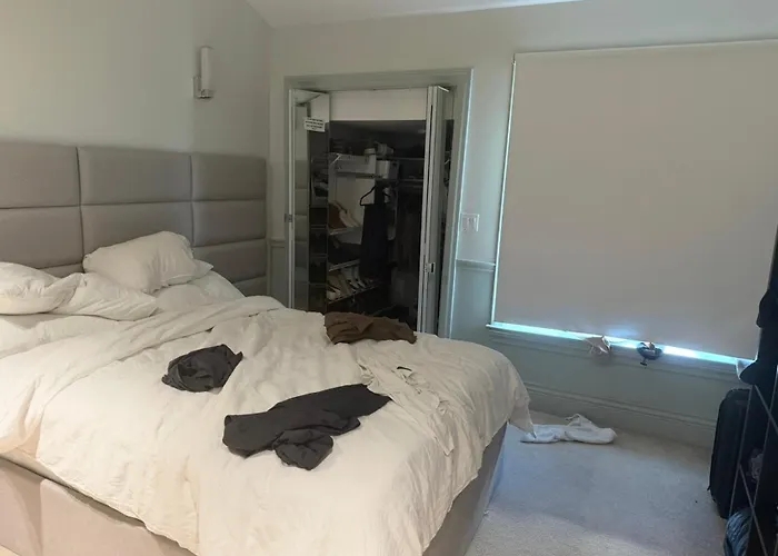 Luxury 4br Waterfront - Arch Views Apartment